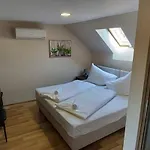 Soerpatika Vendeghaz בדקסוניטומאי